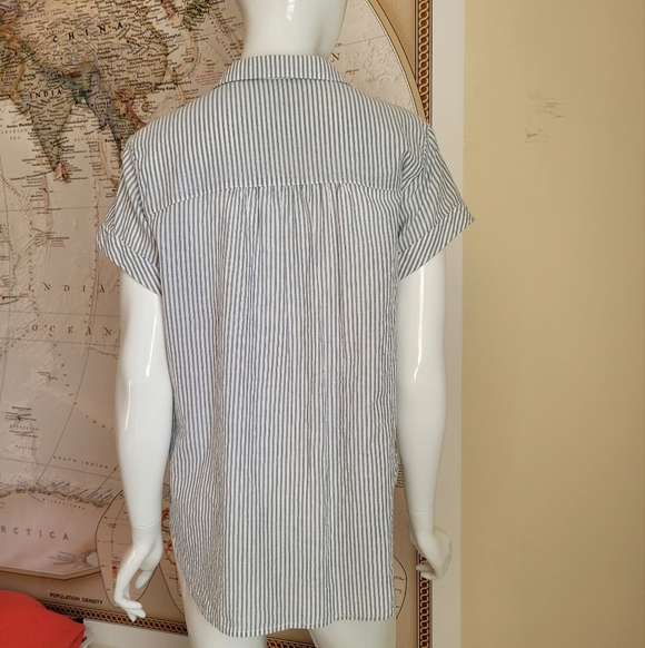 A New Day gray white stripe button up top ruffle short sleeve metallic girly L - Picture 2 of 13